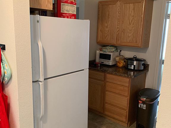 5th image of 1044 E 400 S APT 301A