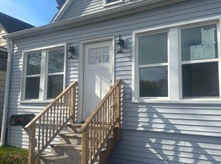 1108 Lincoln St #1, North Chicago, IL