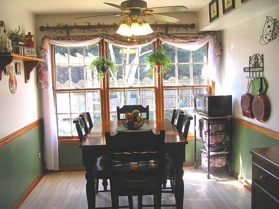 4th image of 1101 Lowland Cottage Ln