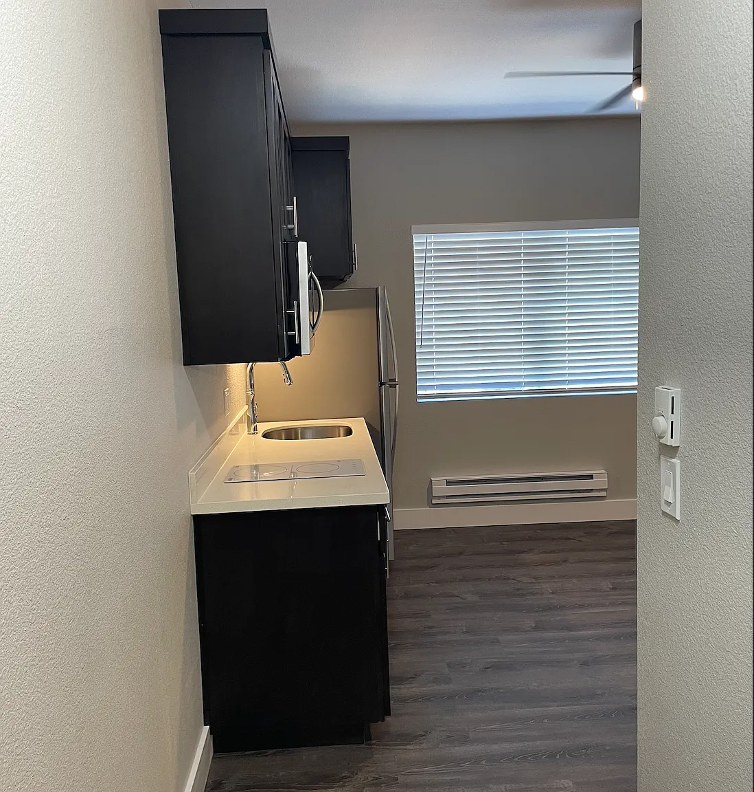 Studio, 325 sqft, $1,750 — Photo 4
