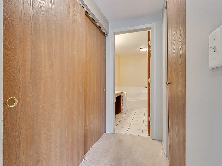 164 White Branch Ct — Photo 14