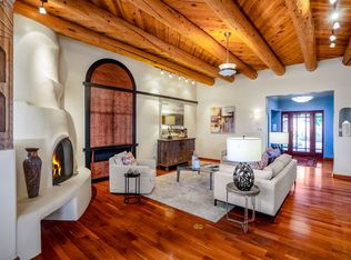 115 Camino Cabo, Santa Fe, NM 87508