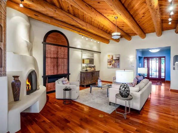 115 Camino Cabo, Santa Fe, NM 87508