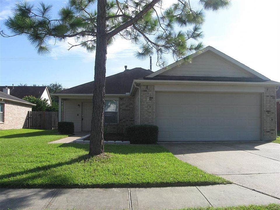 1st image of 3011 Centennial Village Dr