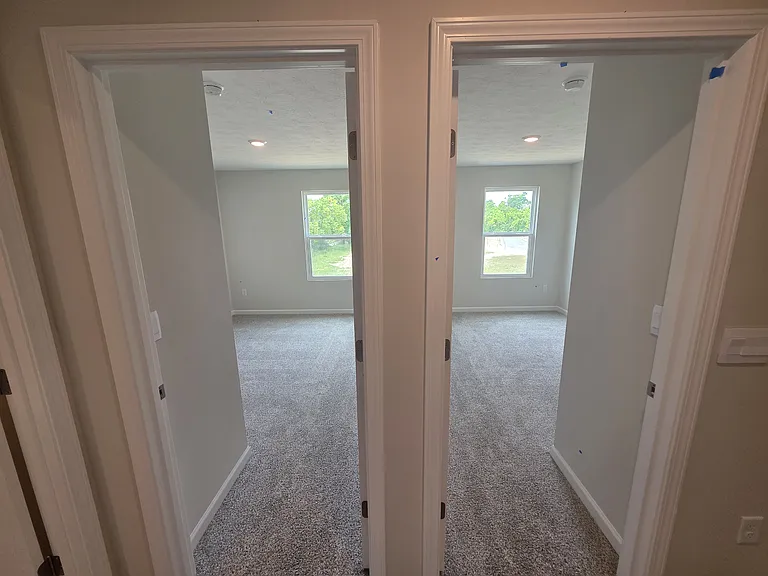 Bed 2 & 3 entrances