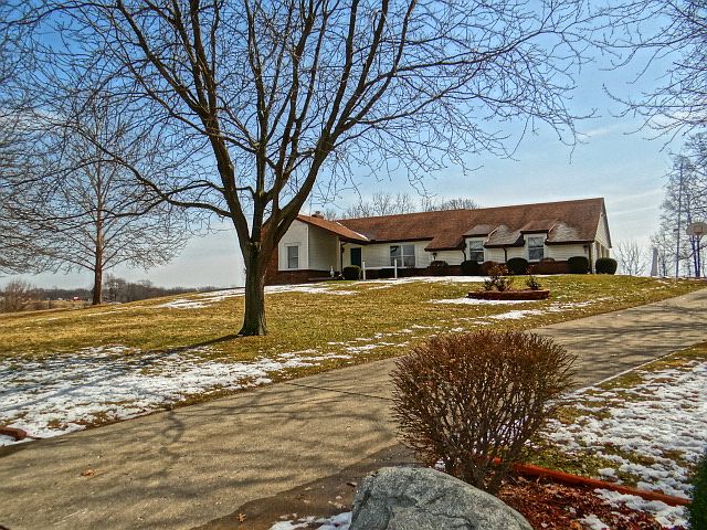1st image of 4105 Willowood Dr