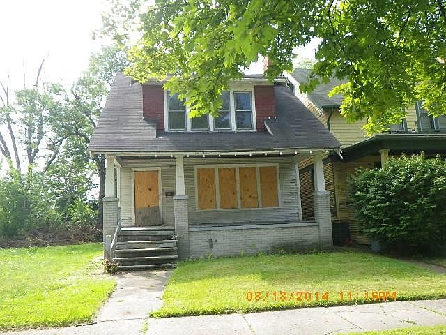 1st image of 195 Louise St
