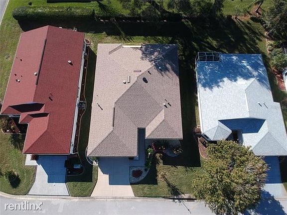2nd image of 806 Old Oaks Ln