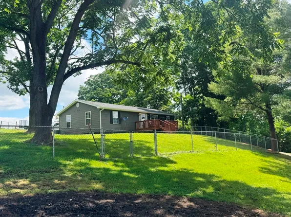 811 Grubmore Rd, Marion, VA 24354