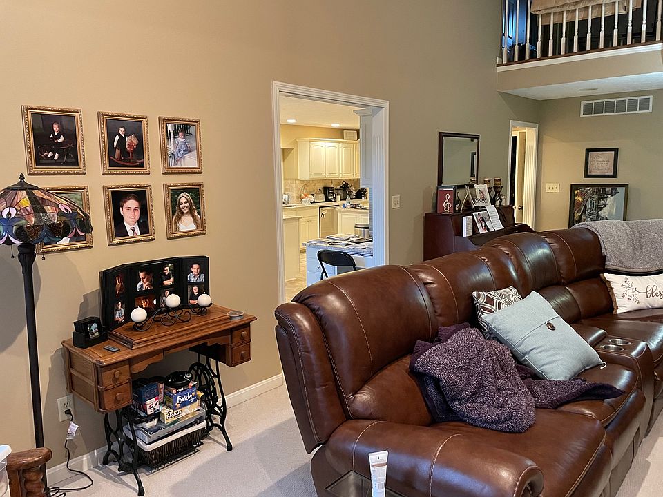 2nd image of 101 Jersey Ct