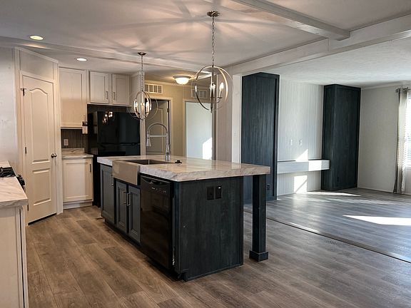 3rd image of 65 Ash Ave #65
