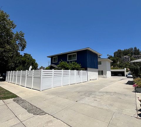 2nd image of 5236 Topanga Canyon Blvd