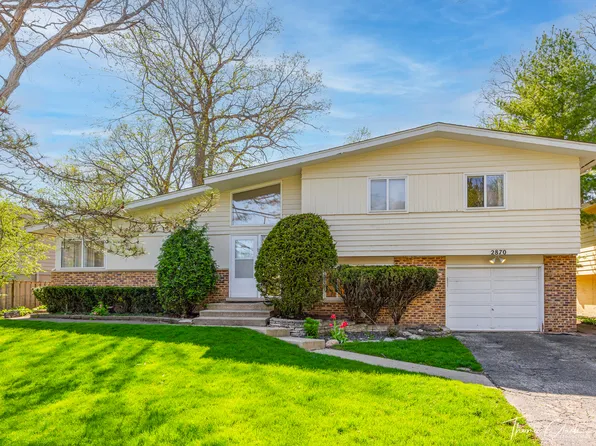 2870 Idlewood Ln, Highland Park, IL 60035
