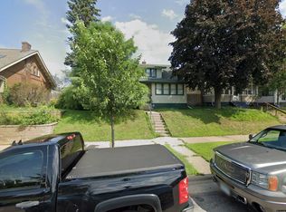 843 Ivy Ave E #1, Saint Paul, MN 55106