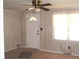 501 John St photo 1