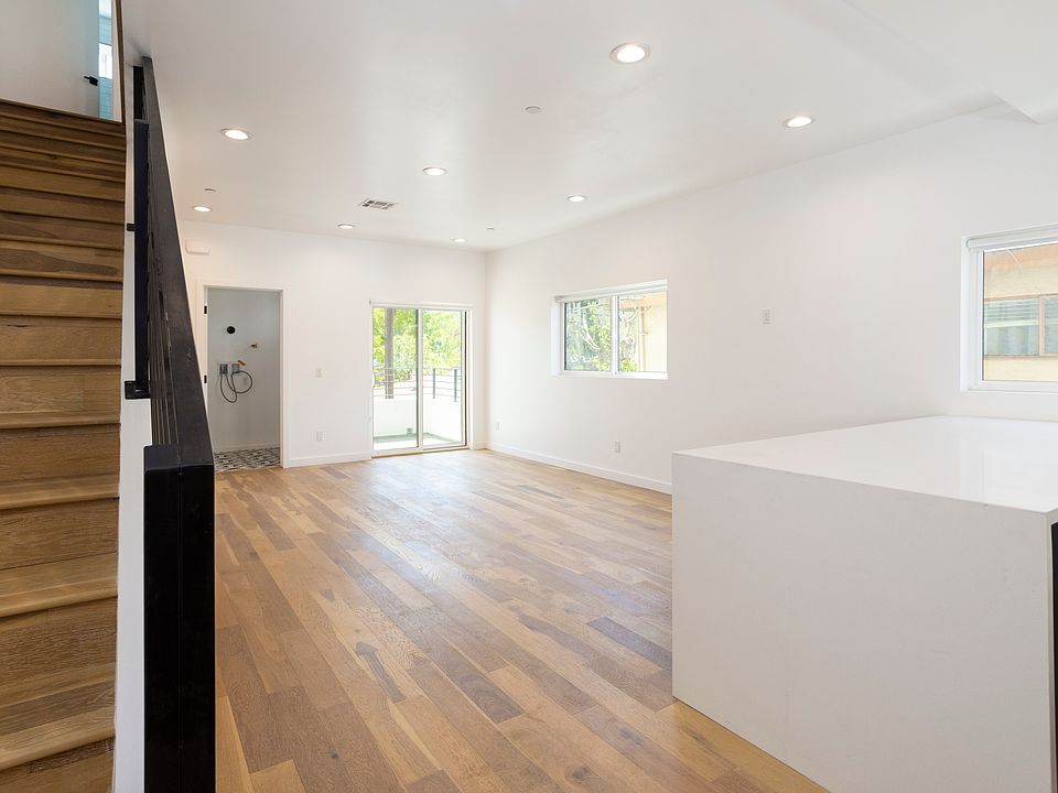 Livingroom and laundry closet