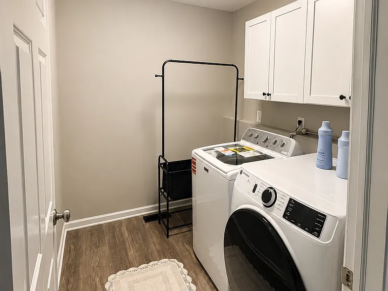 907 Wooded Ln — Photo 16