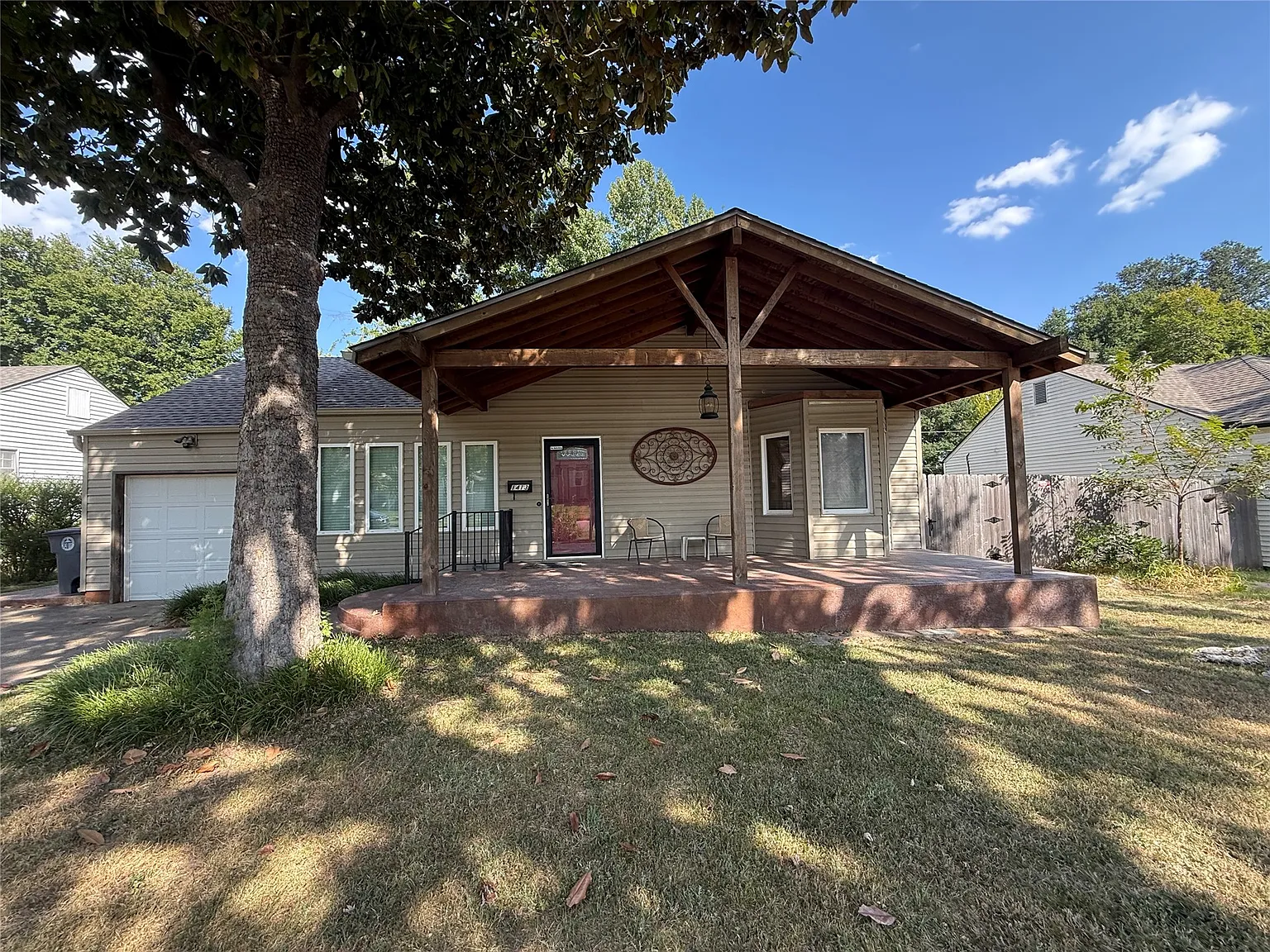 2 bed, 1.5 bath, 954 sqft, $1,500 — Photo 1