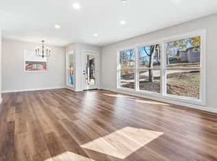 8 Tenbury Ln, Bella Vista, AR 72714