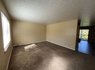 300 Crestview Dr #11472846, Greeneville, TN 37745