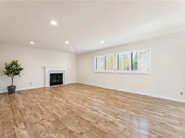 12300 Montecito Rd APT 25, Seal Beach, CA 90740