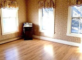 72 Main St, Voluntown, CT 06384