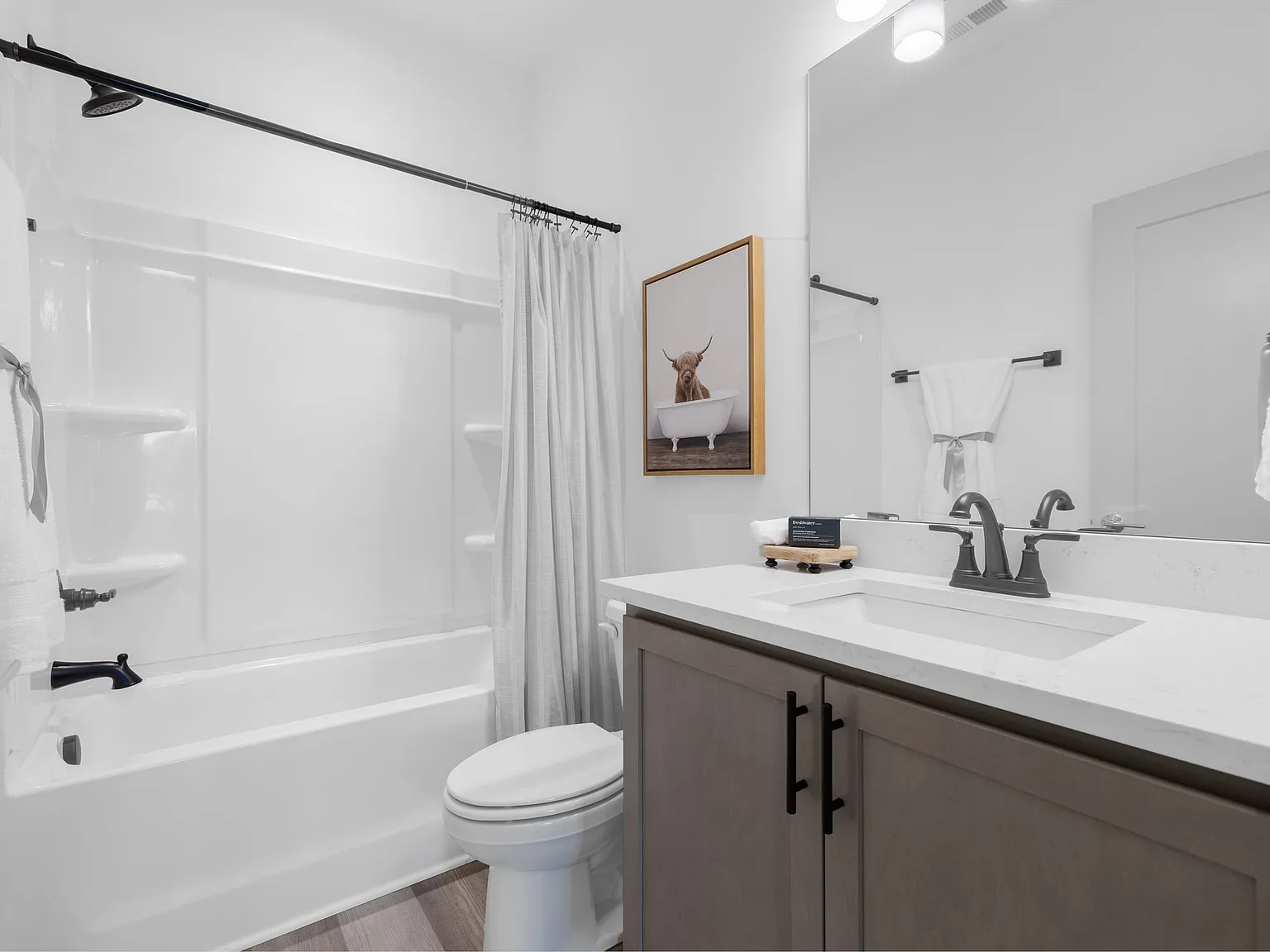 604 Harper Lndg — Photo 4