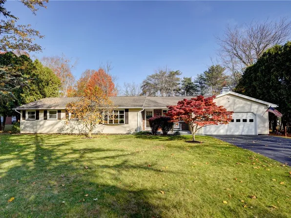 7277 Kober Dr, Lima, NY 14485