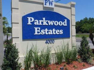 4010 Pindo Palm Ct, Plant City, FL 33566