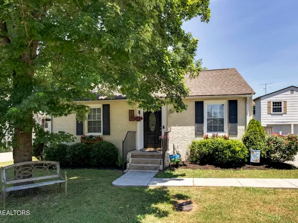 129 Lee Dr, Lenoir City, TN 37771