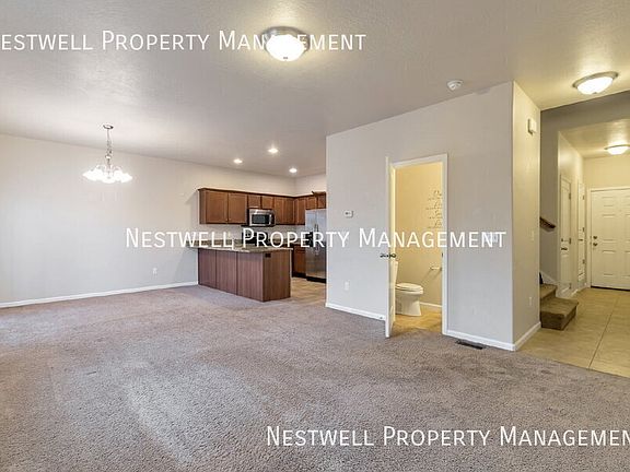 4th image of 49 E Fall Station Way