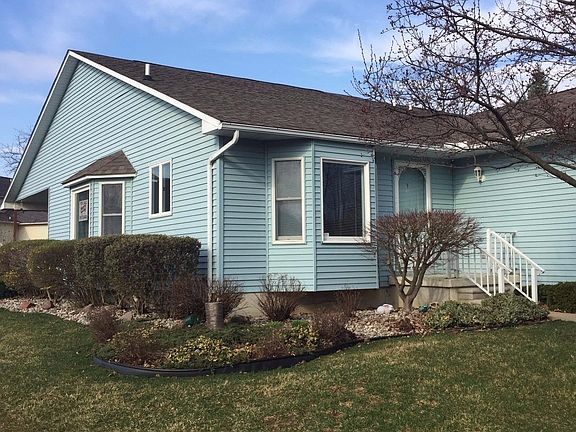 2nd image of 7507 Elizabeth Ct