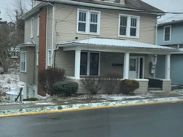 805 Charles Ave, Morgantown, WV 26505