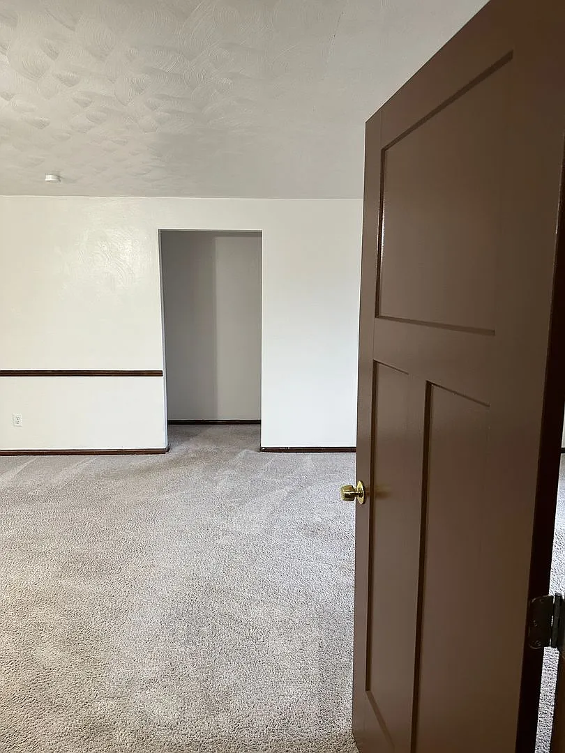 Southern Blvd. Apartments — Photo 2