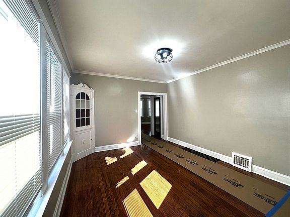 4th image of 7611 S Wolcott Ave