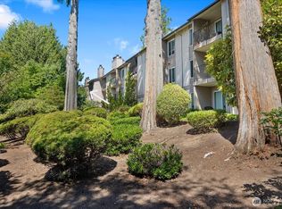Juanita Village Condominiums, Kirkland, WA 98034