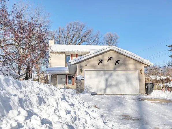 1600 Mac Arthur St, Green Bay, WI 54301