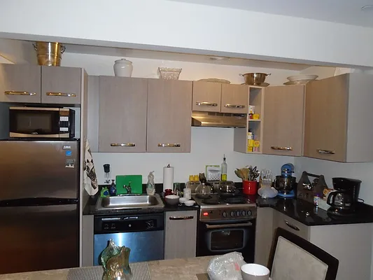 Rented by 18 REALTY | media 10