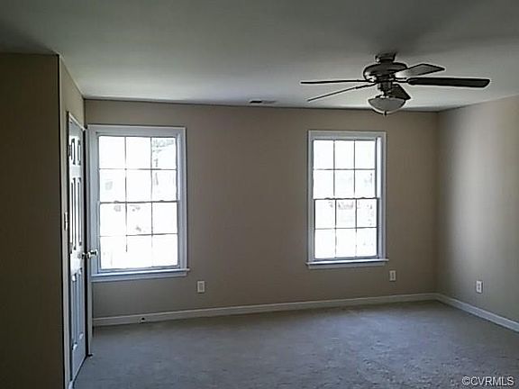 5th image of 114 E 14th St