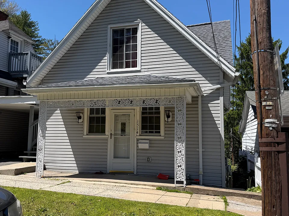 1514 Howard Ave #C