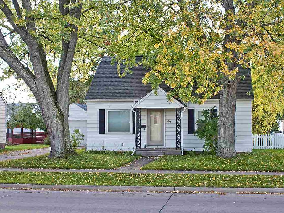 1st image of 616 N 1st Ave