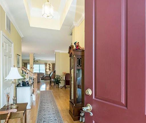 3rd image of 2777 Terrwood Dr E