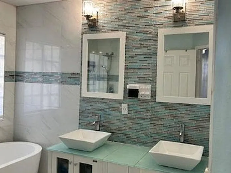1305 Lucaya Dr — Photo 16