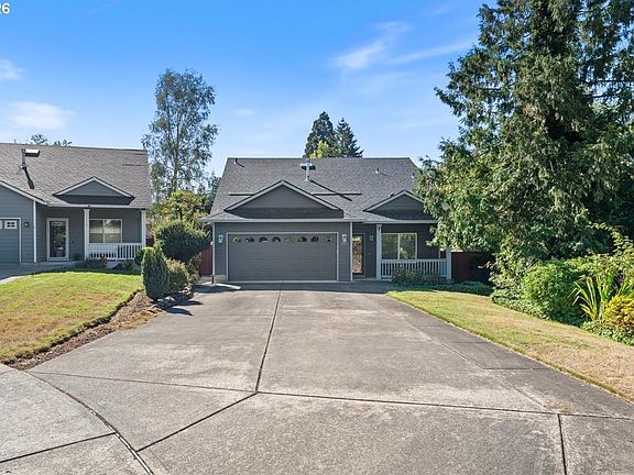 2nd image of 3916 SE 24th Ter