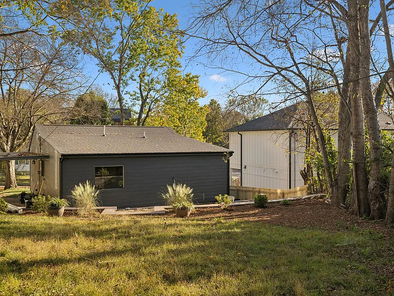 1502 Sevier Ct — Photo 29