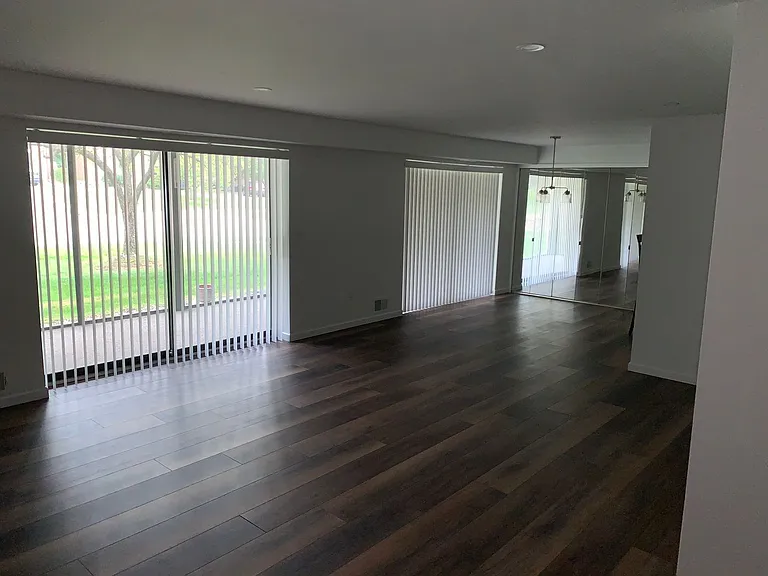 18233 University Park Dr — Photo 8