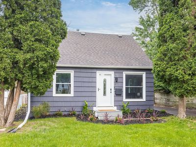 37 Harrison Ave S, Hopkins, MN, 55343