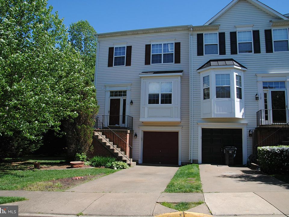 1st image of 114 Park Cove Dr