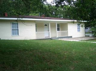 418 Vienna St, Abbeville, SC 29620