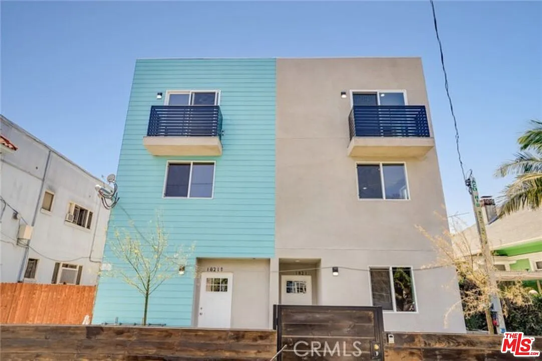 5 bed, 4.0 bath, 1800 sqft, $4,200 — Photo 2